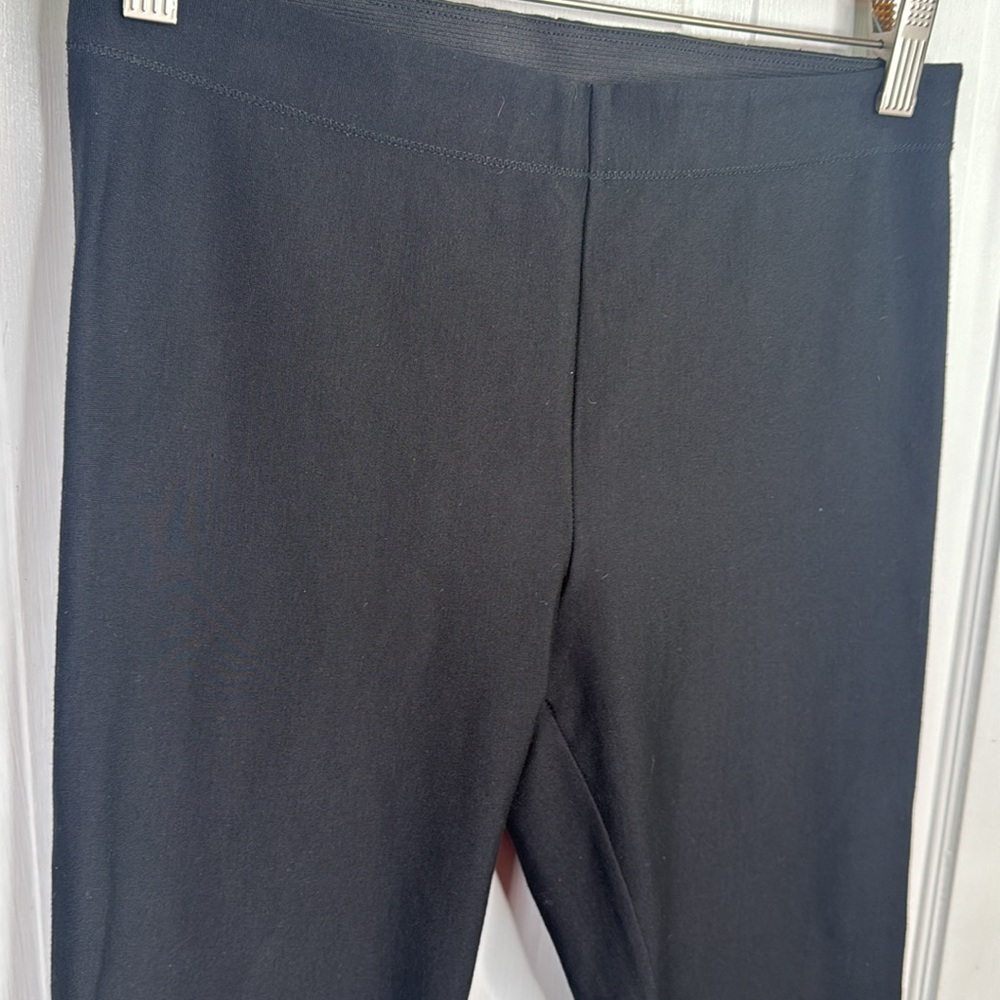 Vince Classic Black Pull-On Leggings Viscose Blend Stretch Back Seam W1221 Sz M - Picture 2 of 7